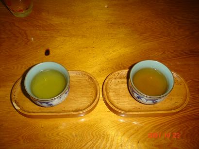 台湾の凍頂烏龍茶の色合い比較2